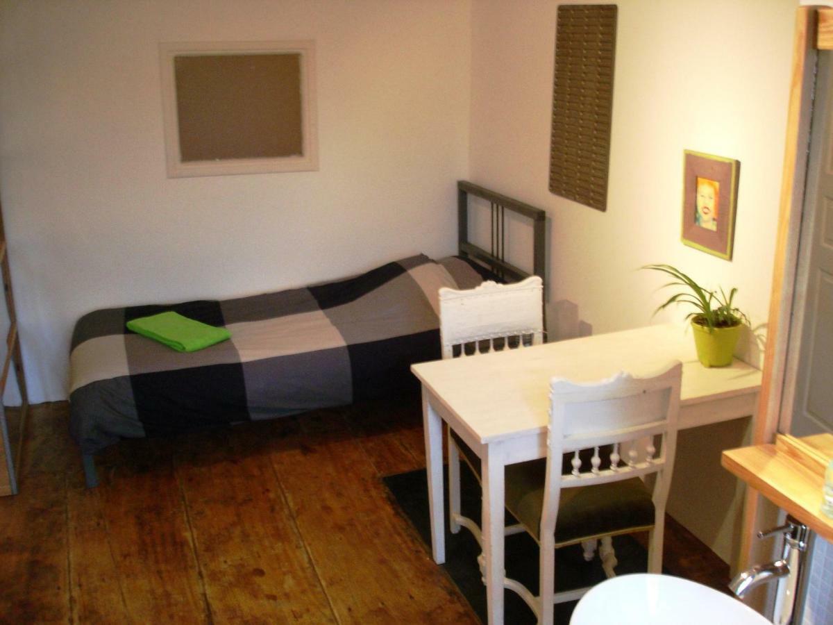 Les Deux Velos Chambres D'Hotes-Table D'Hotes Biert Εξωτερικό φωτογραφία
